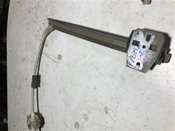 Skoda Felicia Sağ Arka Kapı Cam Krikosu