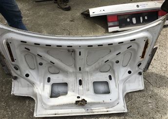 Subaru İmpreza 1993-2001 Çıkma Bagaj Kapağı