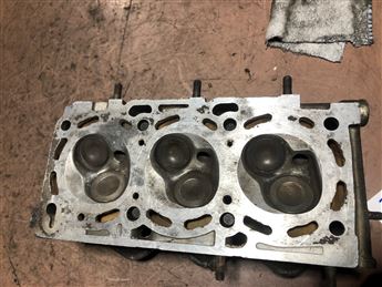 Subaru Justy 1.0 1984-1996 Silindir Kapağı