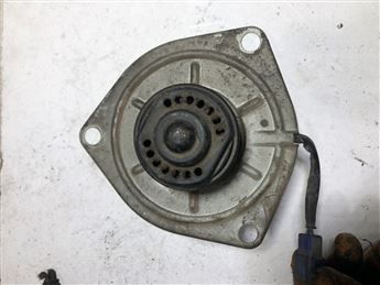 Suzuki Carry Alto Pajero Hijet Kalorifer Fan Motoru