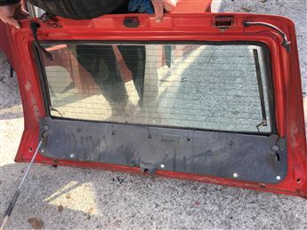 Suzuki Swift HB 1993-1996 Çıkma Bagaj Kapağı