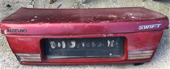 Suzuki Swift Sedan Çıkma Bagaj Kapağı
