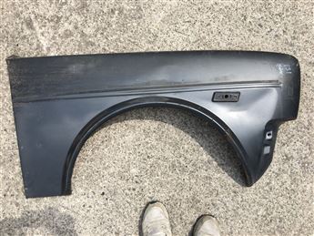 Tofaş 131 Şahin Sağ Ön Çamurluk