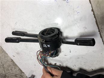 Tofaş Doğan Kartal SLX Sinyal Silecek Kolu