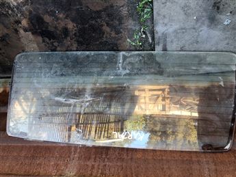 Tofaş Kartal Bağaj Camı