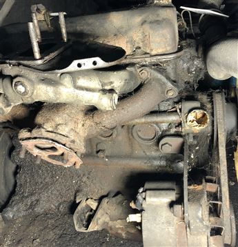 Tofaş Şahin Doğan Kartal 1.6 Emme ve Egzoz Manifoldu