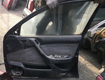 Toyota Carina 1992-1999 Sağ Ön Kapı1 (2)