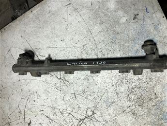 Toyota Carina 1998 Enjektör Kütüğü