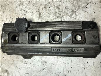 Toyota Carina Corona 2.0 Külbütör Kapağı