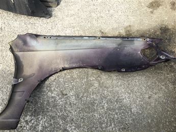 Toyota Carina Sol Ön Çamurluk