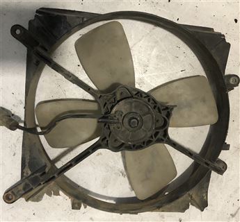 Toyota Corolla 1994Çıkma Radyatör Fan Motoru