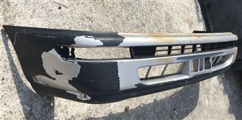 Toyota Corolla 1997 Ön Tampon