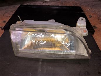 Toyota Corolla (AE101) 1993-1998 Sağ Ön Far (Efsane Kasa)