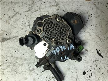 Toyota Corolla Auris Yaris 1.4D-4D Mazot Pompası (BOSCH 445010105)