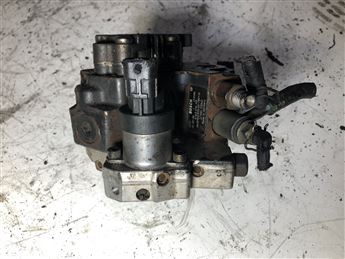 Toyota Corolla Auris Yaris 1.4D-4D Mazot Pompası (BOSCH 445010105)