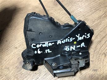 Toyota Corolla Auris Yaris 2006-2012 Sağ Ön Kapı Kilidi - İç Açma Kolu