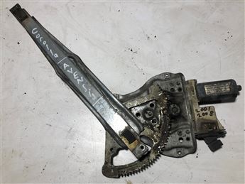 Toyota Corolla Avensis 2001-08 Sağ Ön Kapı Cam Krikosu