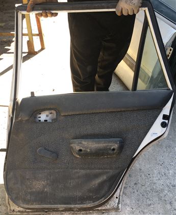 Toyota Corolla SW 1988-2000 Sağ Arka Kapı