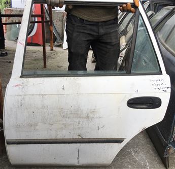 Toyota Corolla SW 1988-2000 Sol Arka Kapı