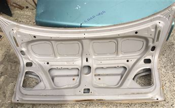 Toyota Corolla Terra 1999-2002 Çıkma Bagaj Kapağı-