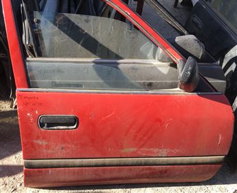 Toyota Corona 1985-1992 Sağ Ön Kapı