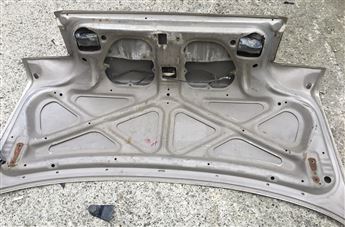 Toyota Corona 1992-1999 Çıkma Bagaj Kapağı