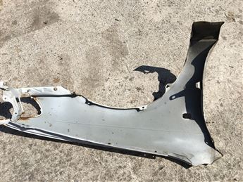 Toyota Corona Sol Ön Çamurluk