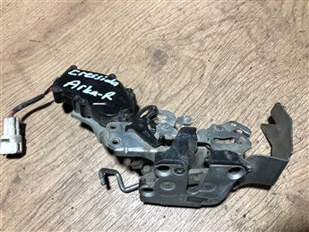 Toyota Cressida Sağ Arka Kapı Kilidi