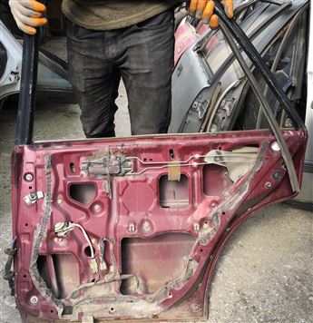 Toyota Cressida Sağ Arka Kapı