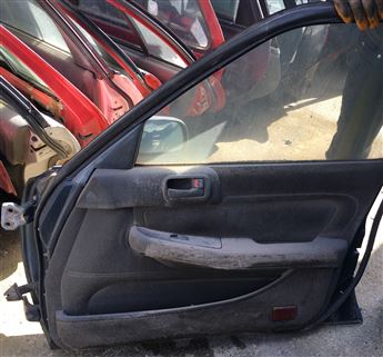 Toyota Cressida Sağ Ön Kapı