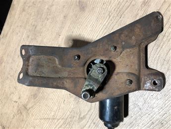 Toyota Hiace 1990-2004 Ön Cam Silecek Motoru