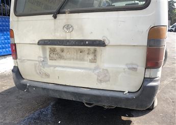 Toyota Hiace 1992-2001 Arka Tampon