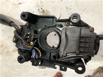 Toyota Hiace Hilüx 1993-1998 Sinyal Silecek Kolu (3)