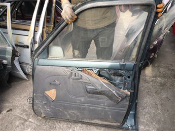 Toyota Hilux 1990-1997 (Çift Kabin) Çıkma Sağ Ön K