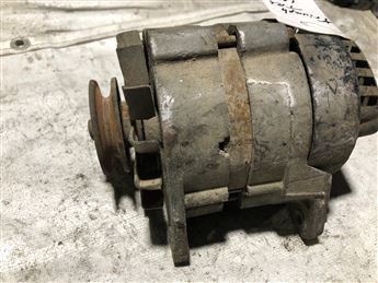 Triumph TR6 1976 Çıkma Şarj Dinamosu