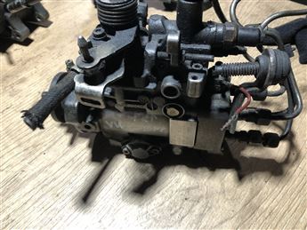 Volkswagen Golf Polo Caddy Vento 1.9 D 1991-2001 Mazot Pompası BOSCH