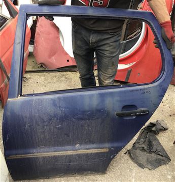 Volkswagen Polo HB 1992-2002 Çıkma Sol Arka Kapı