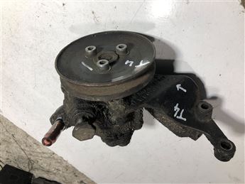 Volkswagen Transporter T4 Direksiyon Pompası