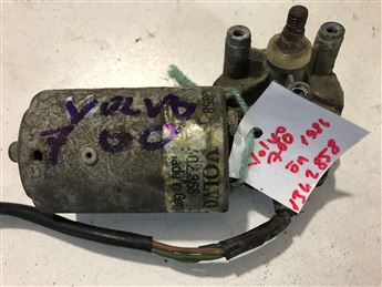 Volvo 760 1986 Ön Cam Silecek Motoru 1342858