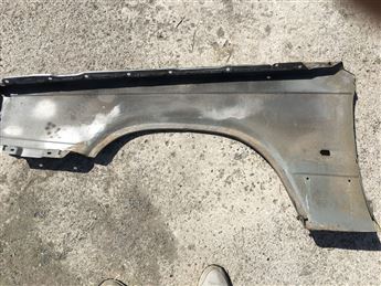 Volvo 850 Sağ Ön Çamurluk
