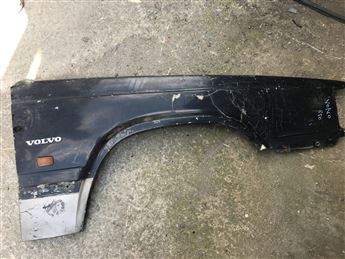 Volvo 850 Sağ Ön Çamurluk