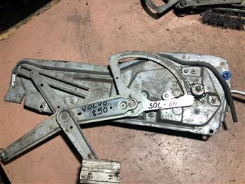 Volvo 850 Sol ÖN Kapı Cam Krikosu
