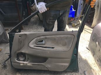 Volvo S40 V40 1996-2004 Sağ Ön Kapı